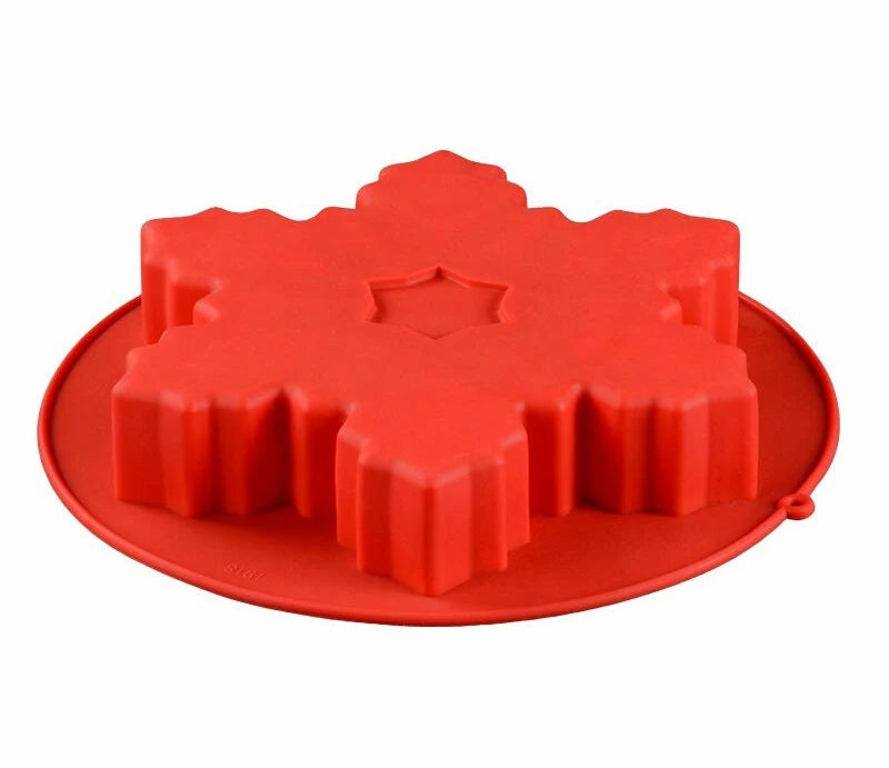 Large snowflake silicone mold for cake, chocolate, and soap making, perfect for Christmas baking, popular in the USA and Europe.